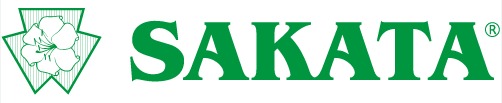 Logo de Sakata, una empresa líder en la producción de semillas y soluciones agrícolas, presentado en colores verde y blanco, con un diseño que incluye una flor y un símbolo en forma de triángulo.